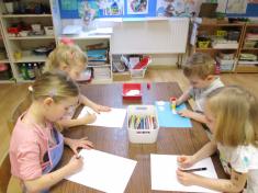 Jarní kytky, malování, kreslení